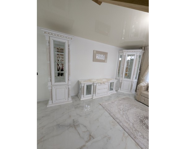 Вітальня з масиву дуба "Стефанія"